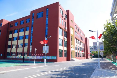青岛市城阳实验二小无法就近入学 官方回应来了